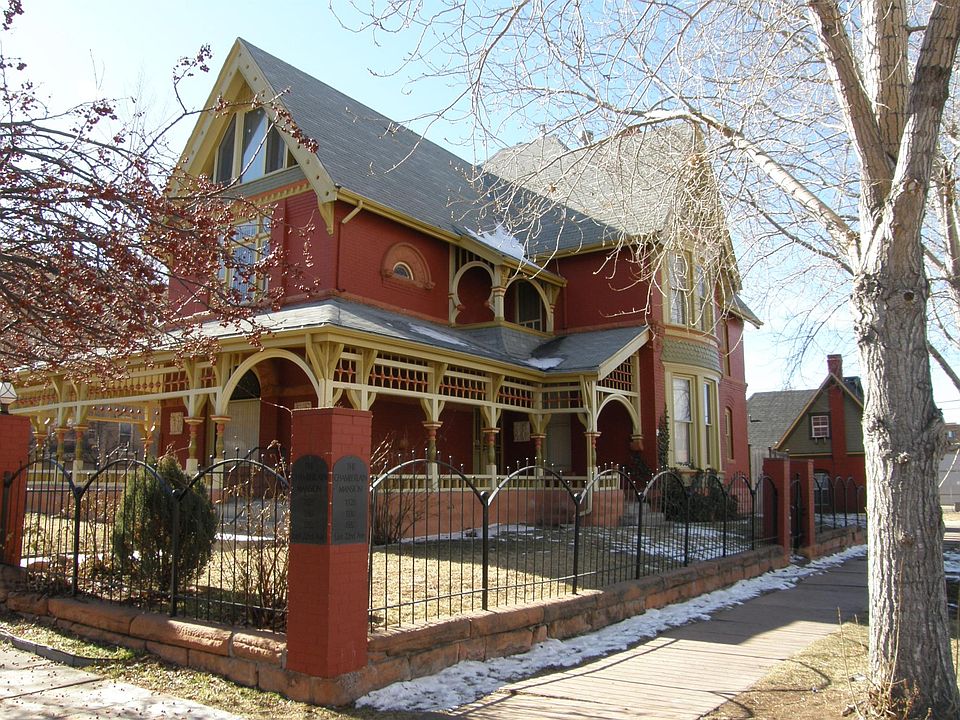 1st image of 1332 E 22nd Ave