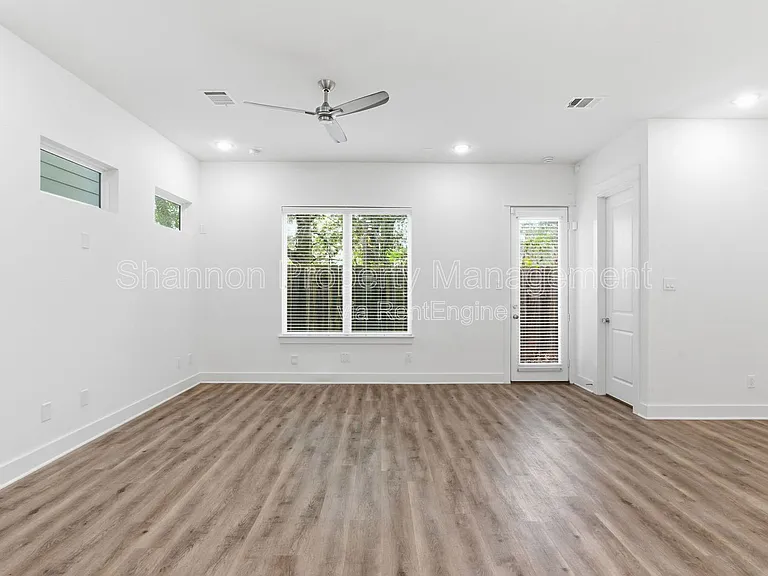 4605 Lavatera St — Photo 5