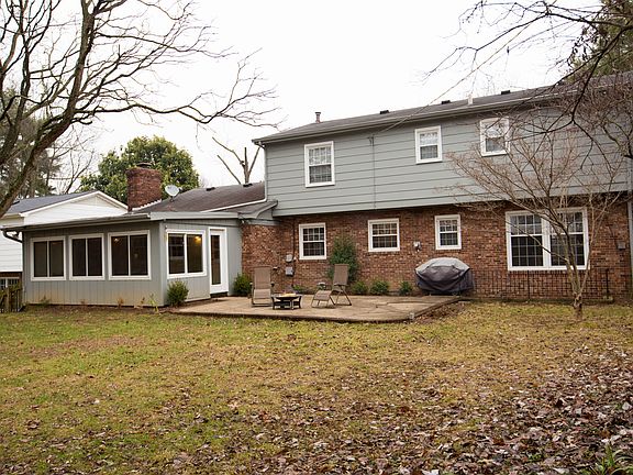 2nd image of 3409 Malabu Cir