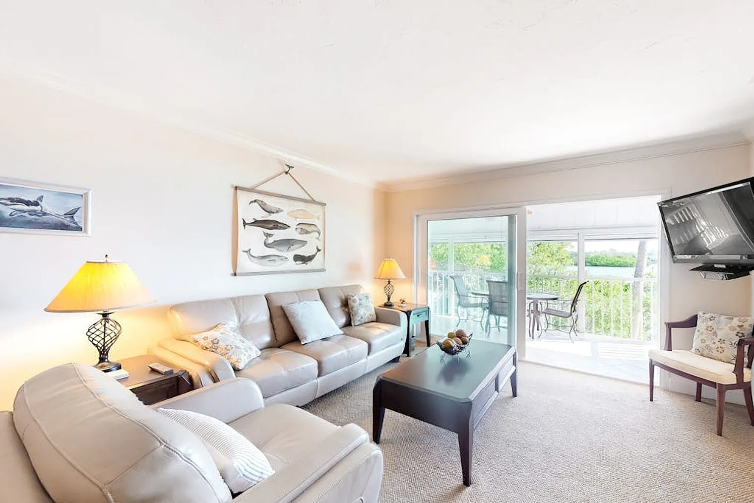 2 bed, 1.0 bath, 1108 sqft, $1,958 — Photo 1