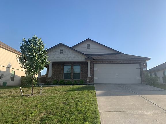 4th image of 1705 Lubbock Dr