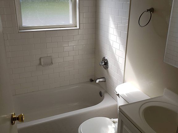 3rd image of 2921 Cannons Ln #2