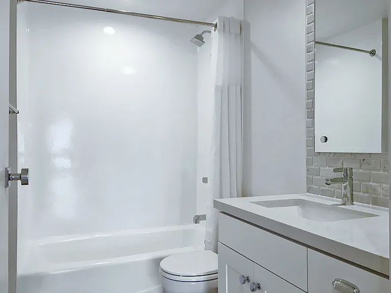 301 S Swall Dr #103 — Photo 14