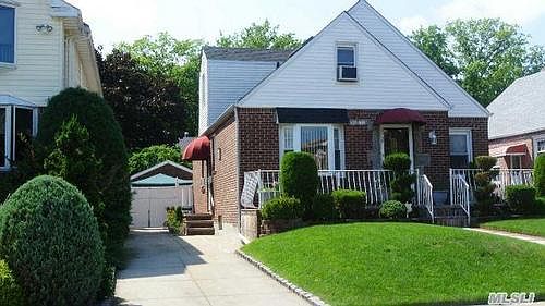 1st image of 5636 201st St
