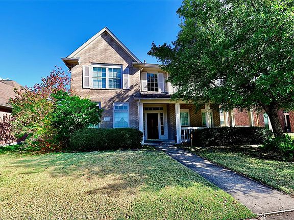 2nd image of 4914 Fern Cove Dr