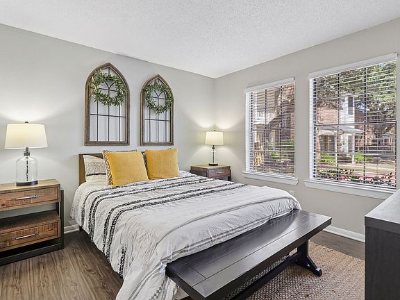 4th image of 9218 Balcones Club Dr #3026