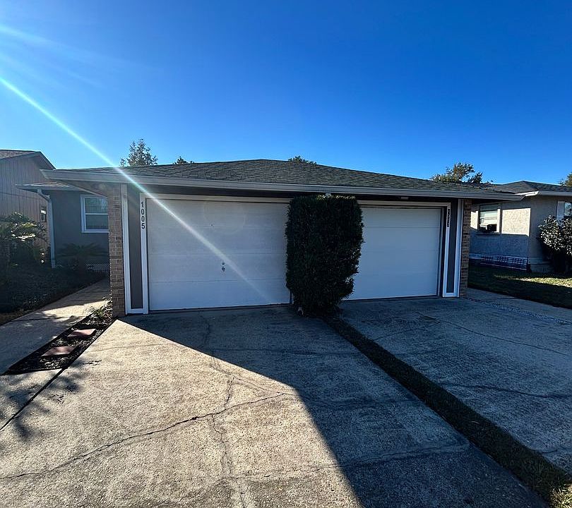 1st image of 1007 W 11th Ct