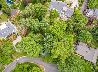 2414 E Lake Dr #2, Raleigh, NC 27609