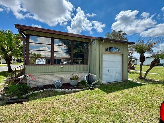 3rd image of 1204 Juniper Dr