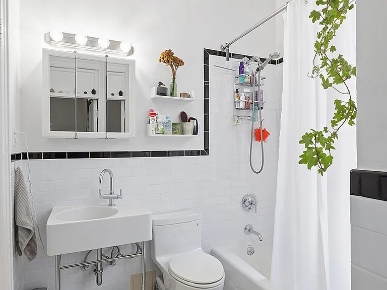 105 E 15th St #87 — Photo 9