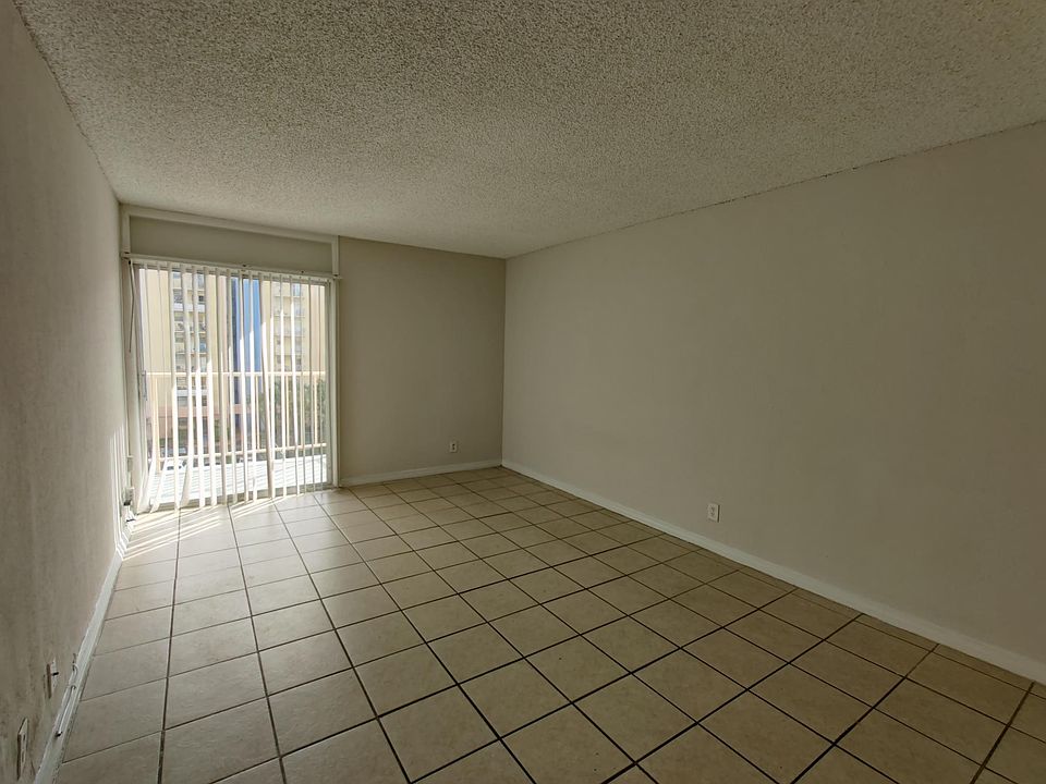 1st image of 801 NW 47th Ave APT 501W