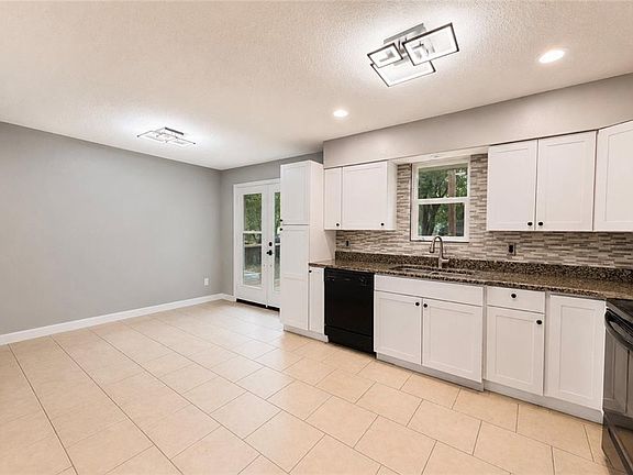 5th image of 2106 S Owings St