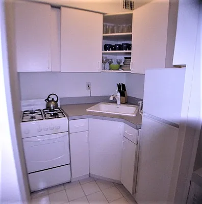 Rented by Carol T. Marino, LREB | media 21