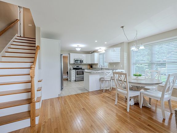 5th image of 26 Settlers Way