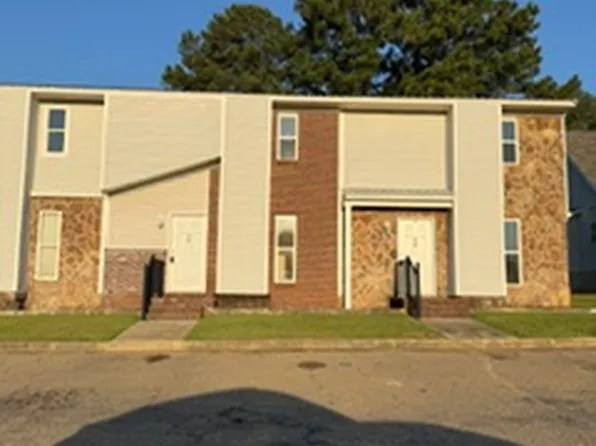 518 S Woodburn Dr, Dothan, AL 36305