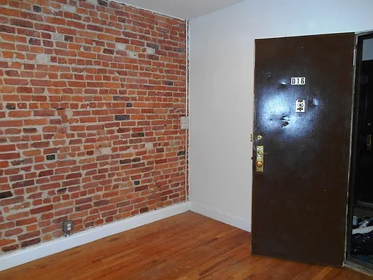 Rented by PMG Real Estate  | media 29