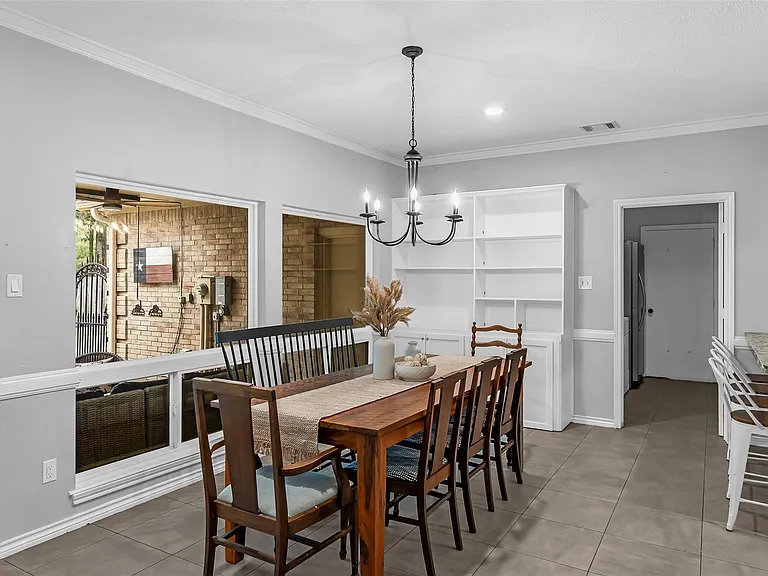 2607 Laurel Ridge Dr — Photo 18