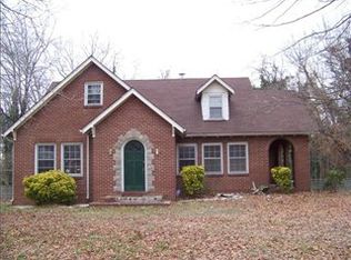 964 Cumberland Dr, Clarksville, TN 37040
