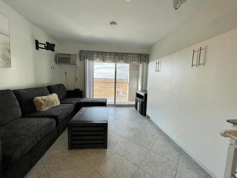 20 Brown Ave #53 — Photo 5