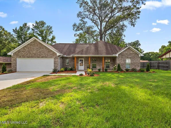 545 Greenmont Dr, Jackson, MS 39212