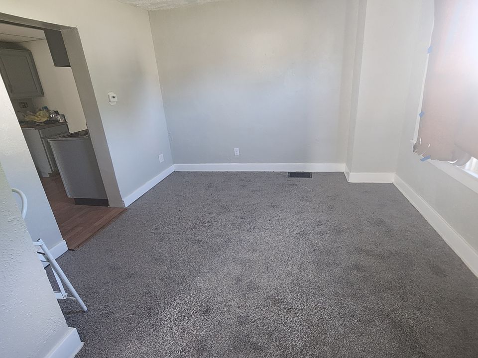 1st image of 1605 Dietzen Ave