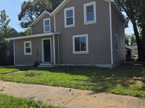 705 E Kent St, Streator, IL 61364
