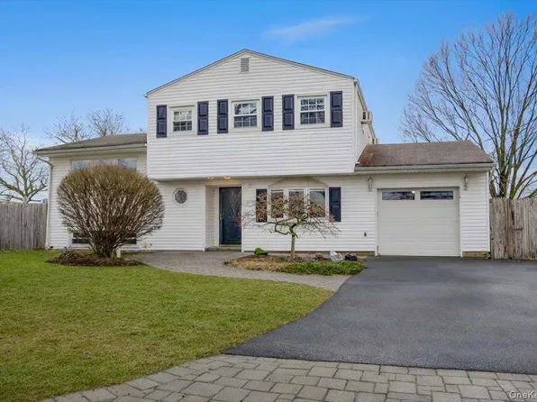 3 Carlton Road, Orangeburg, NY 10962