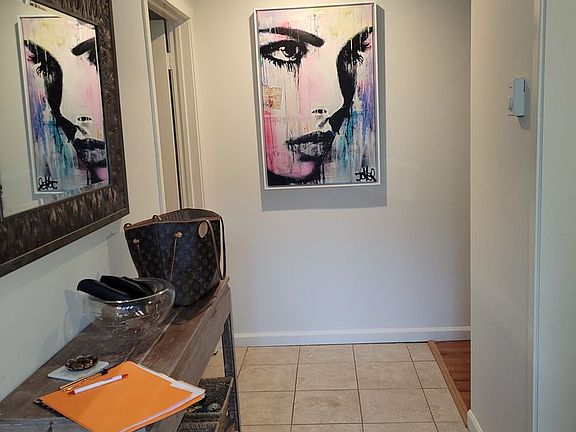 2nd image of 315B Heritage Hls #B