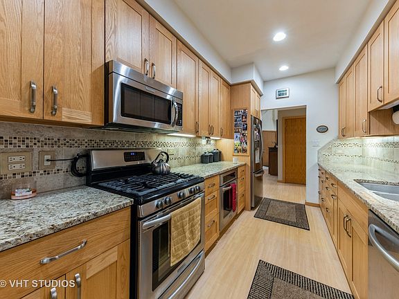 2nd image of 27 Lake Katherine Way