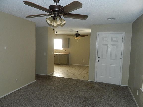 3rd image of 2505 SE 3rd St