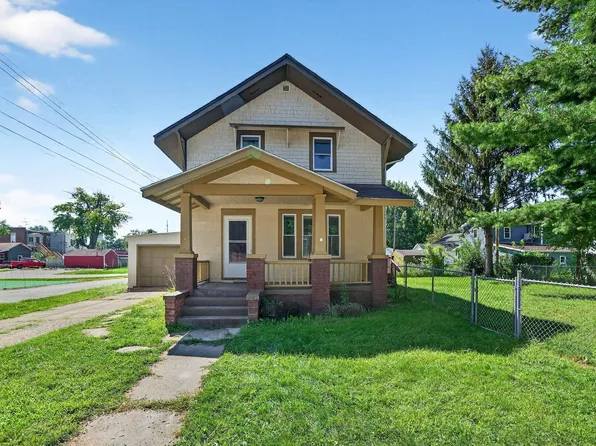 104 Harrison St W, North Liberty, IN 46554