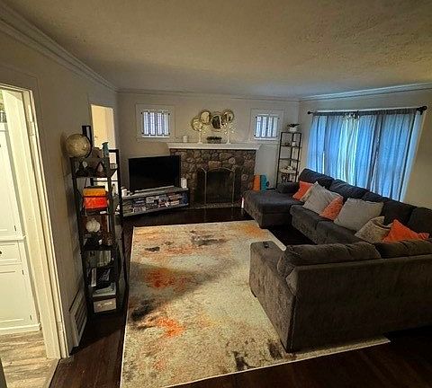 2nd image of 3771 Lowell Rd