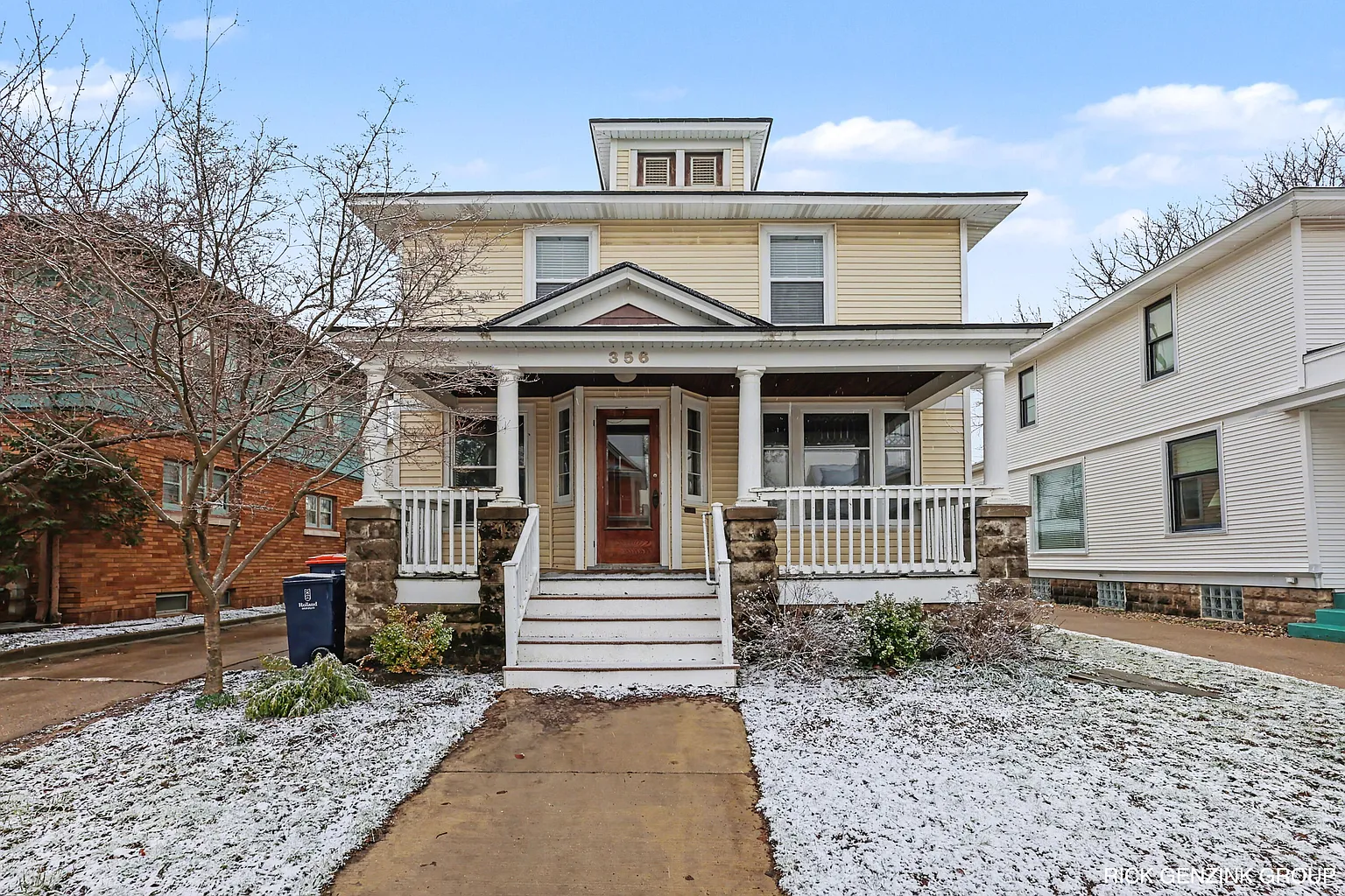 356 Pine Ave photo 1