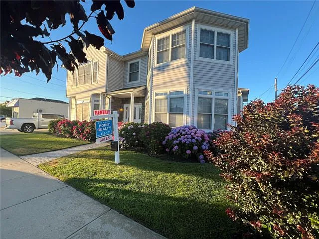 25 Lido Blvd — Photo 2