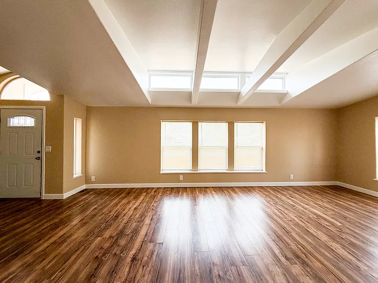 6477 Boulder Way — Photo 17