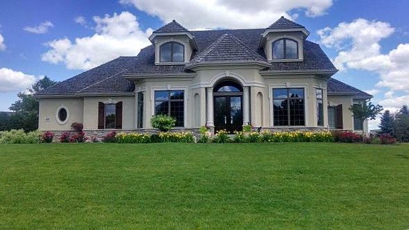 1st image of 406 N Thornbush Cir