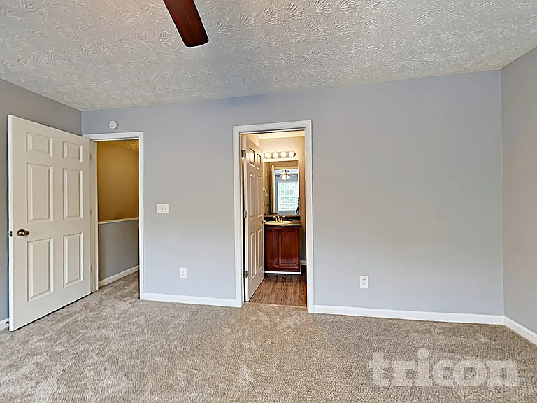 418 Whippet St — Photo 13