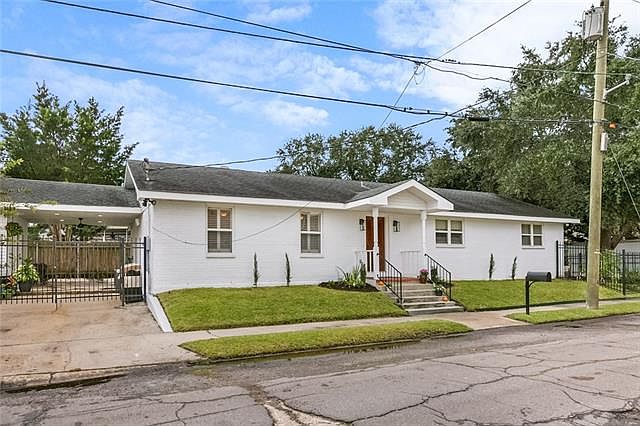 1st image of 430 36th St
