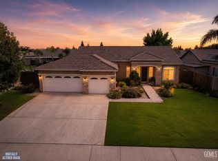 6115 Fire Opal Dr, Bakersfield, CA 93313