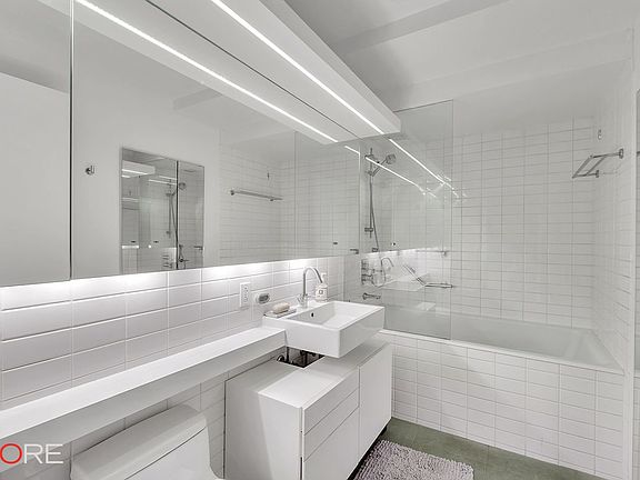 4th image of 420 W 25th St APT 3K