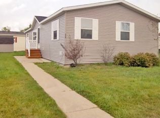229 Pheasant Ln, Grand Blanc, MI 48439