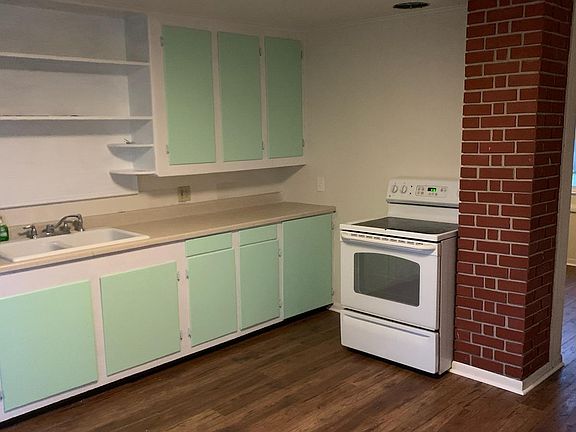2nd image of 26189 Iowa Ave NE