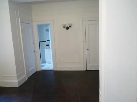 Rented by Raz Realty | media 9