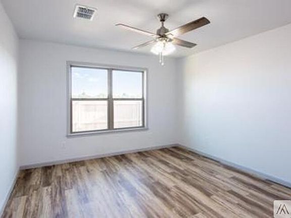 5th image of 1214 N Essex Ave