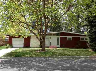 7625 N Whitehouse Dr, Spokane, WA 99208