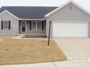10829 N Field Grv, Dunlap, IL 61525