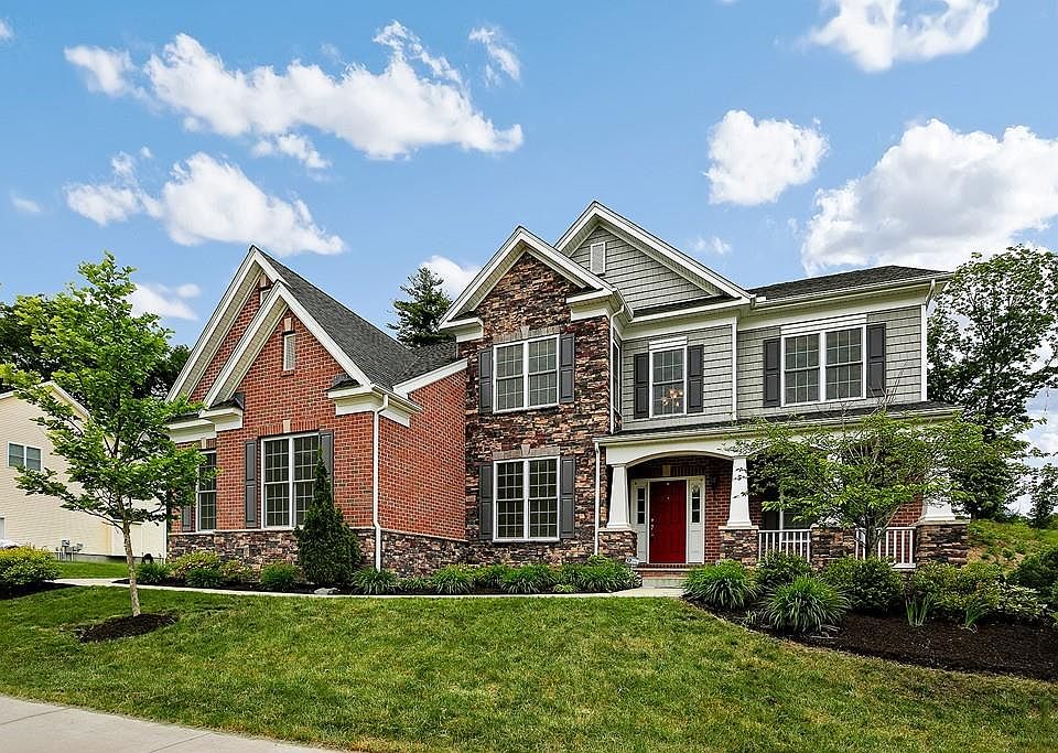 1st image of 5 White Flower Ln