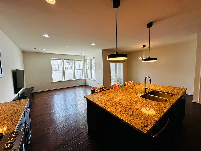 5604 Benoni Ct — Photo 8