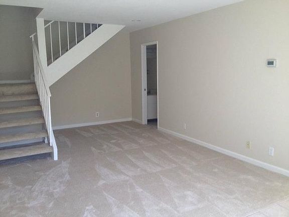 4th image of 2245 Warfield Way Unit C