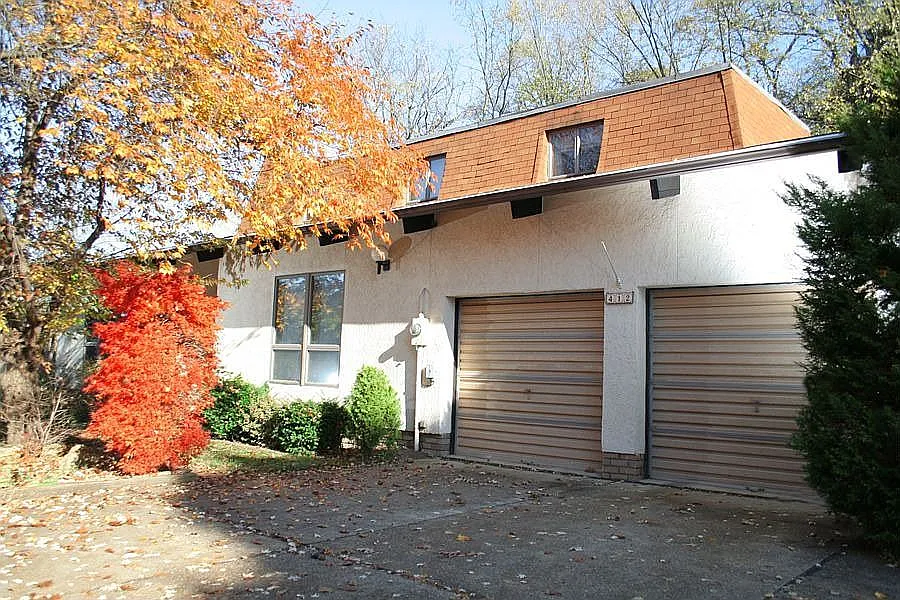 412 Woodland Hills Dr photo 1